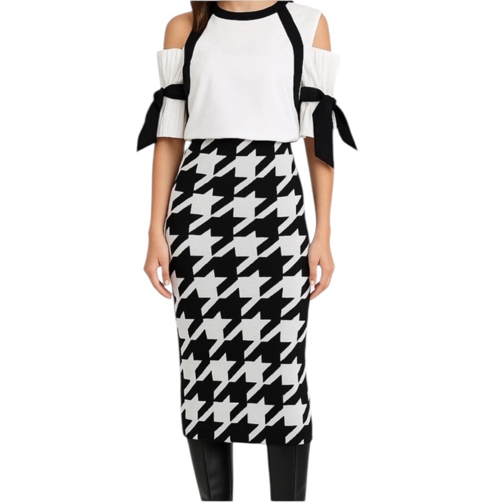 Black & White Houndstooth Knit Skirt Small
